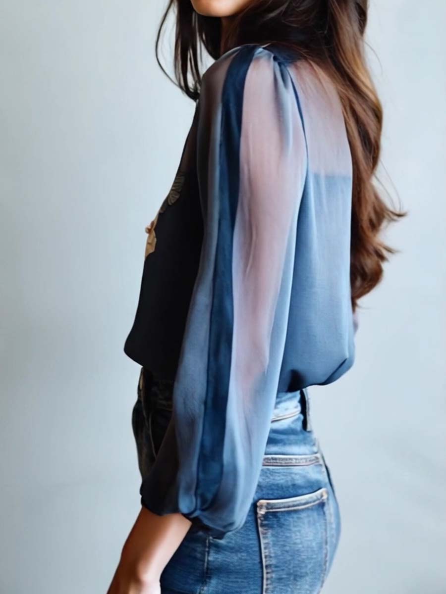 Stylish women's floral print blouse, relaxed fit, bohemian design, easy summer wear.