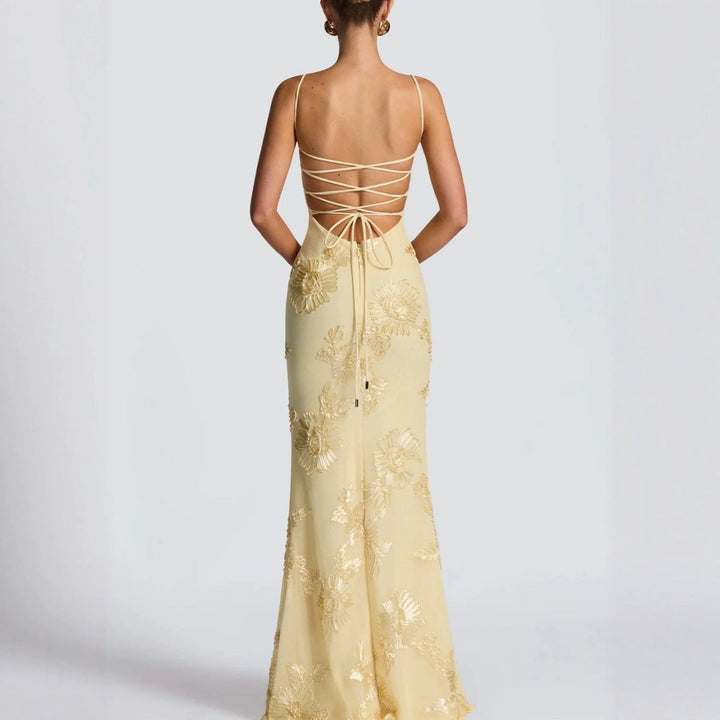 Versatile women's long evening dress, ideal for parties, special occasions. Flowy and elegant, suitable for spring/summer.