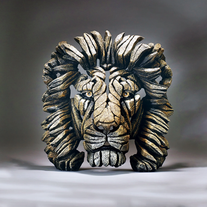 Realistic animal art sculpture, perfect resin figurine gift for animal lovers & collectors.