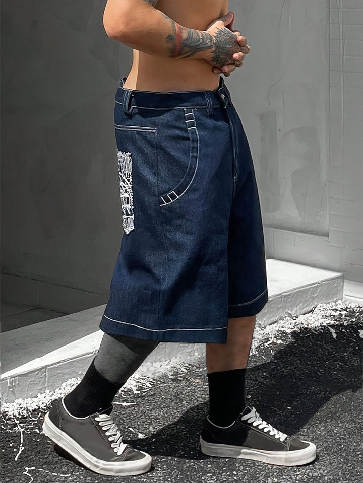Floral embroidered men's casual denim shorts, loose fit, combining comfort and style.