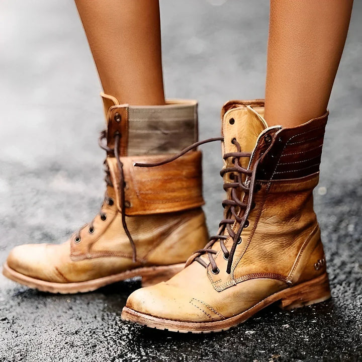 Versatile women's lace-up combat boots with sturdy soles. Fashionable ankle boots for everyday wear, fall & winter.