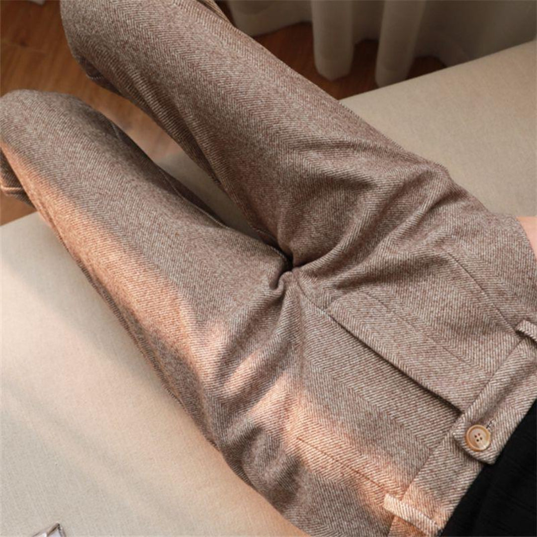 Comfortable men's modern ankle-length tailored trousers for spring fashion. Perfect casual or smart office wear.