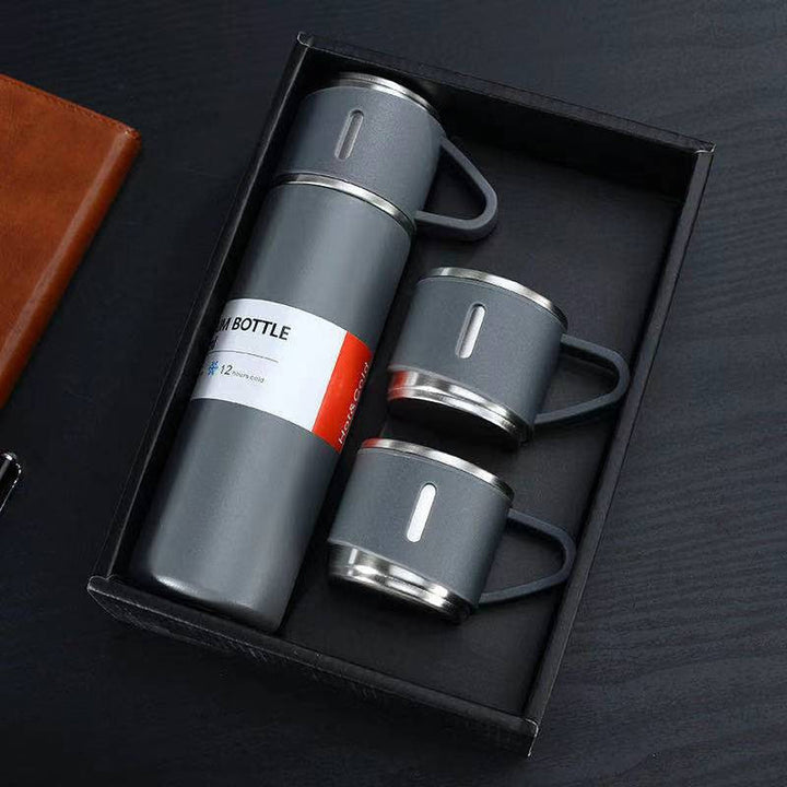 Showcasing the sleek design of the 12-hour insulated thermos flask for hot/cold drinks.