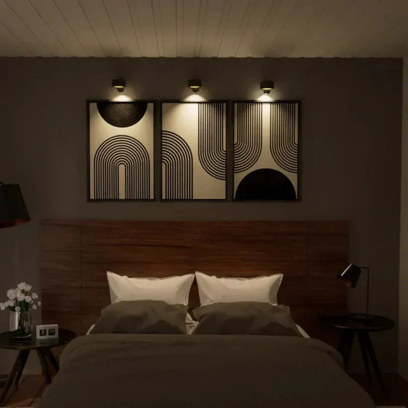 Versatile cordless wall light, magnetic mount, dimmable LED, ideal for reading or accent lighting.