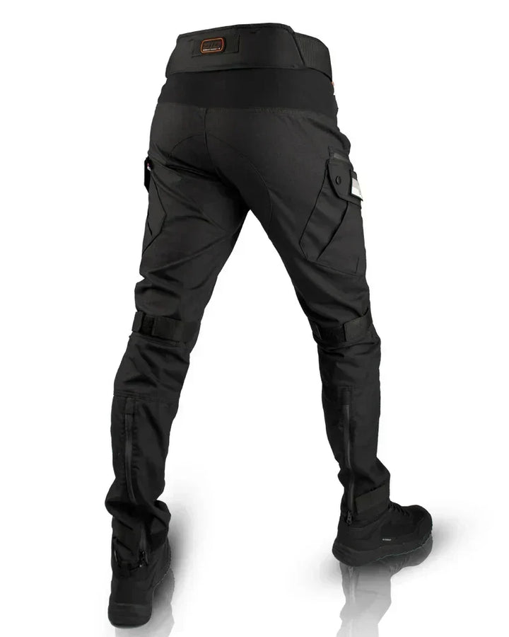 Hard-wearing men's utility pants in black, designed for demanding work & outdoor use. Durable tactical cargo style.