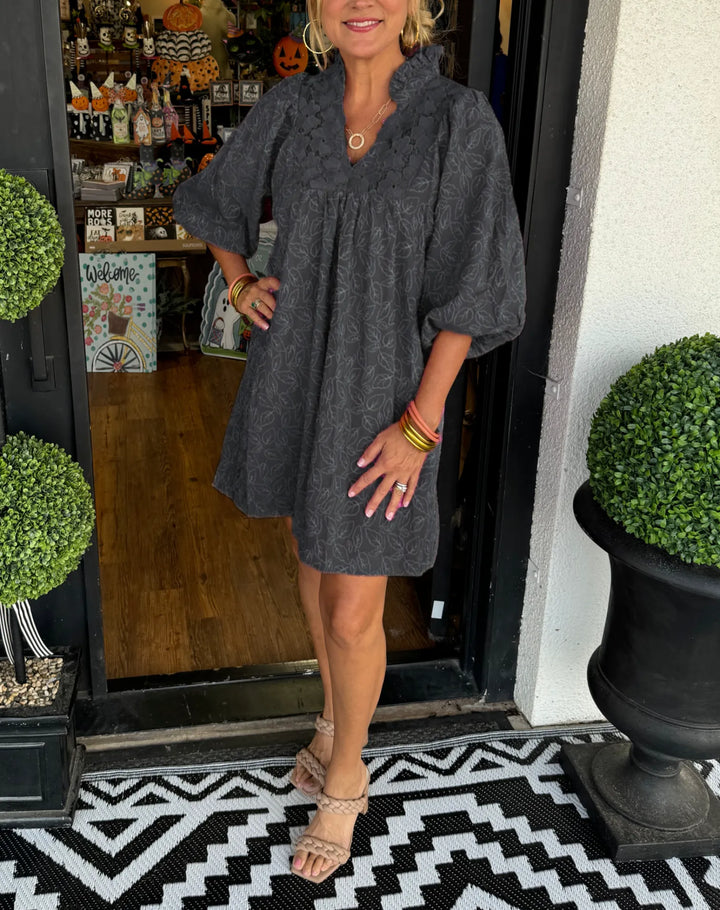 Women's Jacquard Mini Dress with V-Neck and Puff Sleeves