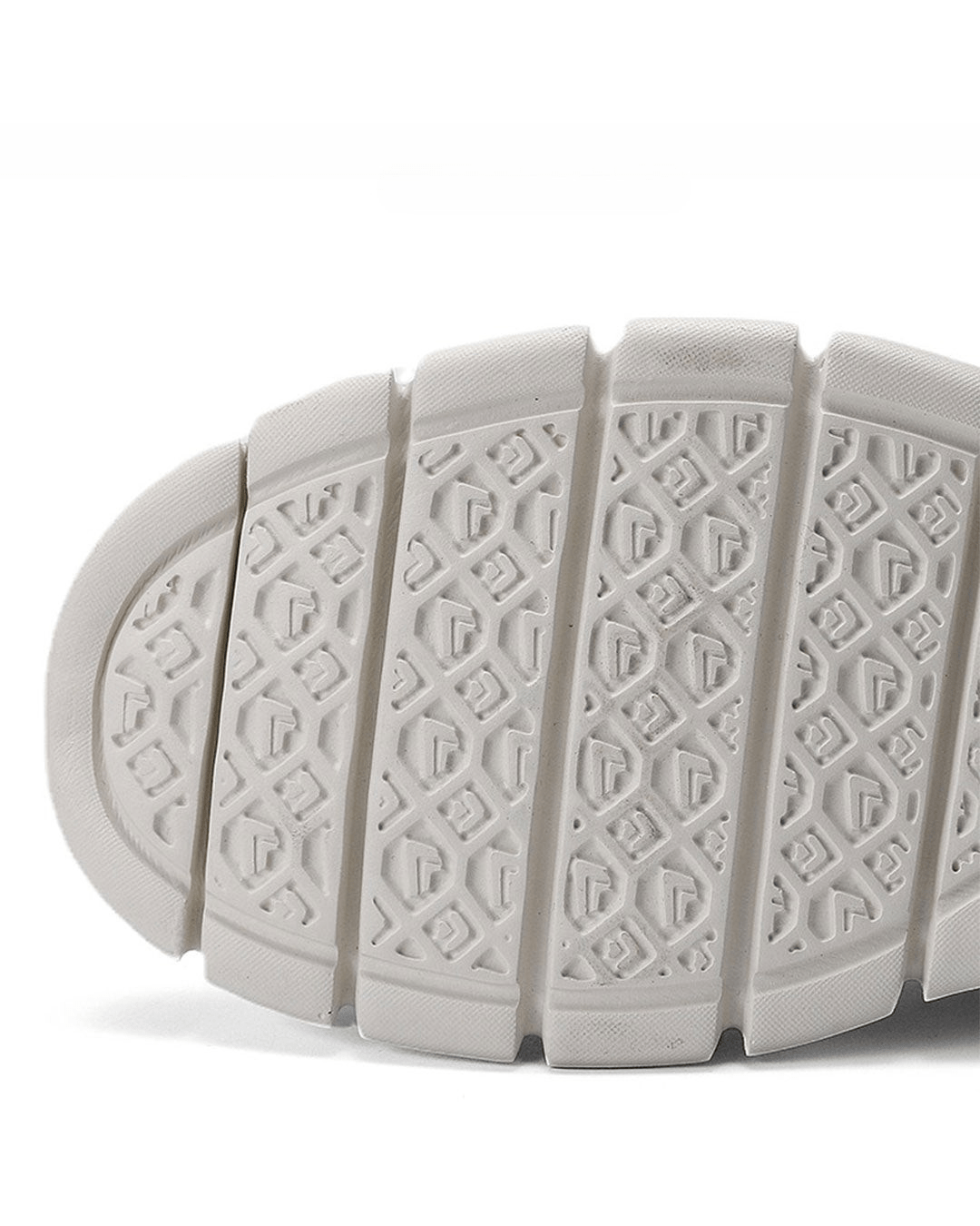 Breathable men's lightweight sneakers, perfect for active daily use and casual wear.