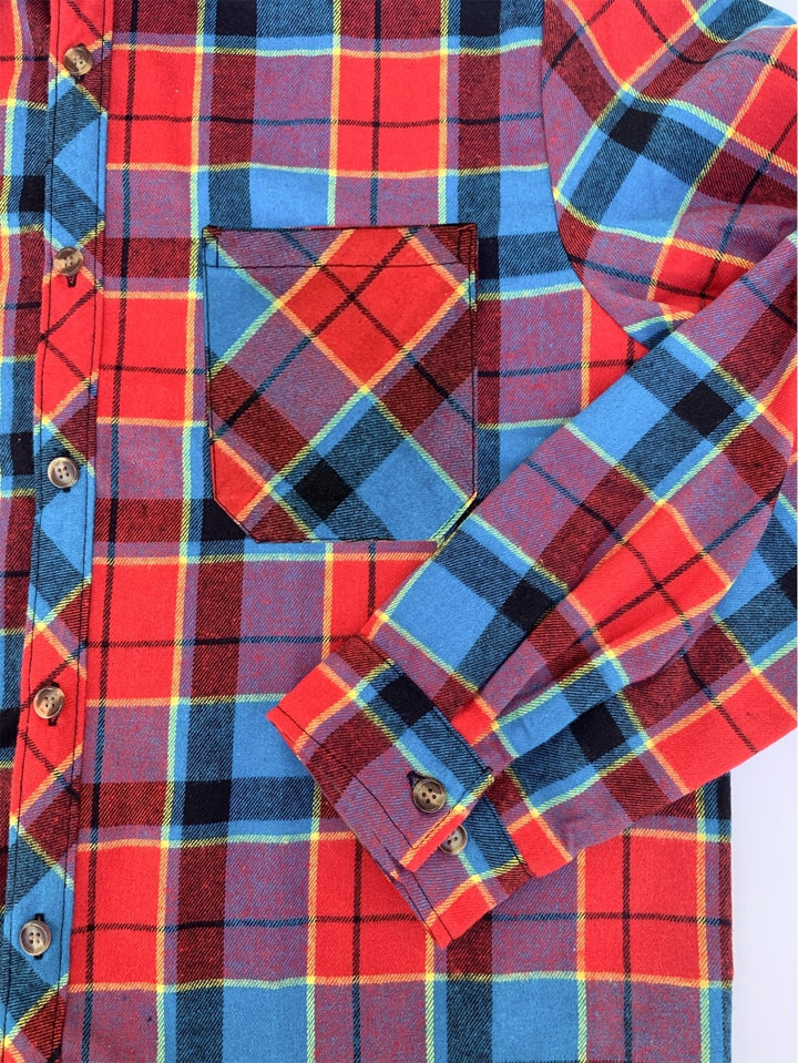 Fall women's relaxed fit shirt, buffalo check pattern, long sleeve, perfect for layering.