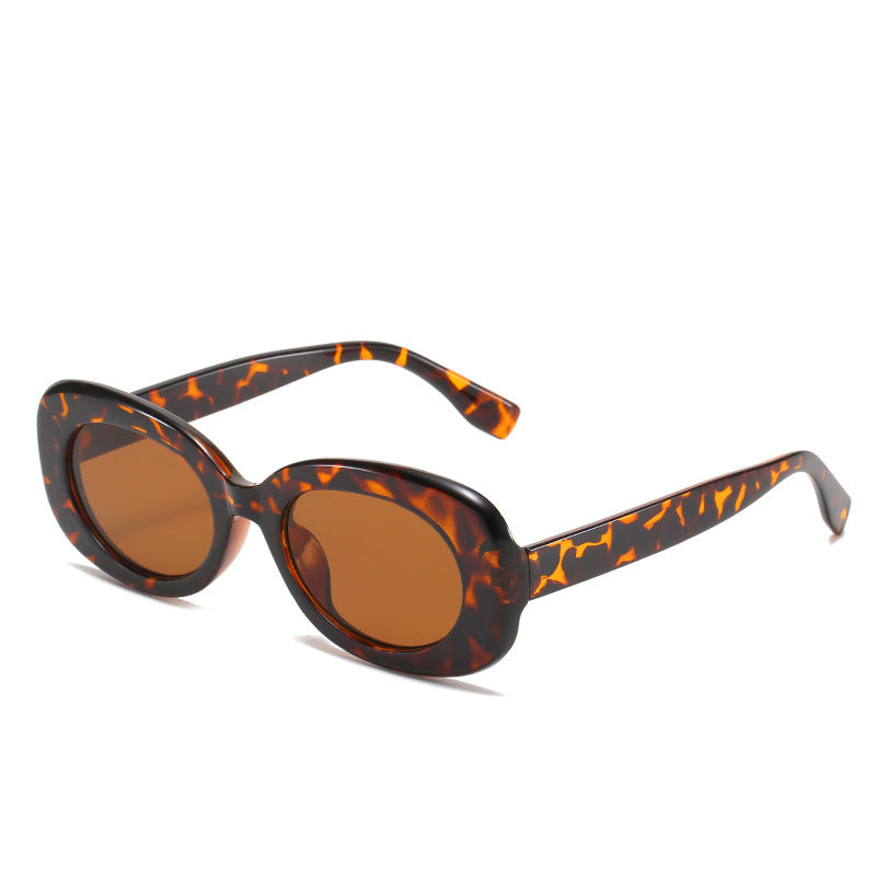 Oval Luxe Sunglasses: Minimalist Oval Frame UV Protection