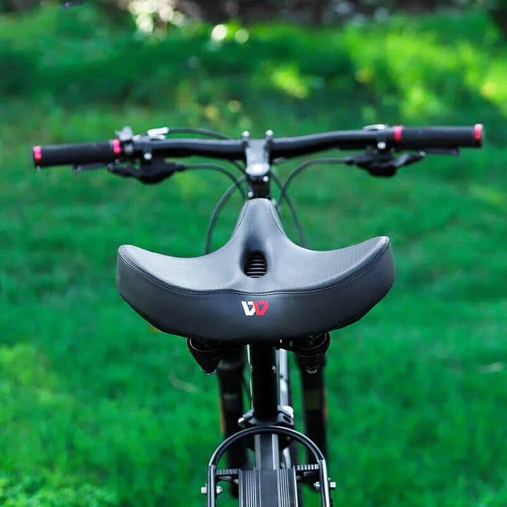 Experience comfort cycling with this wide, padded ergonomic bicycle saddle. Great for long-distance journeys.