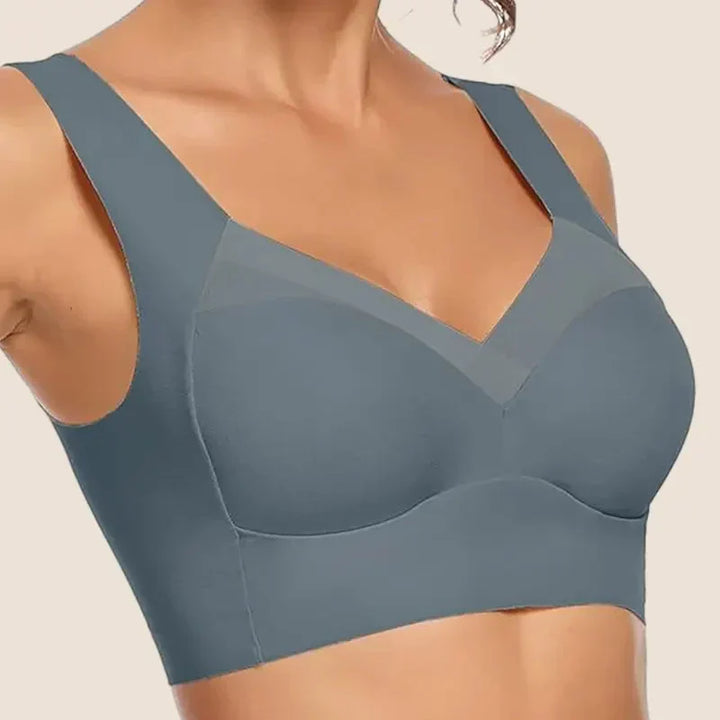 Comfortable women's V-neck bra, wireless with molded cups for everyday support and smooth lines.
