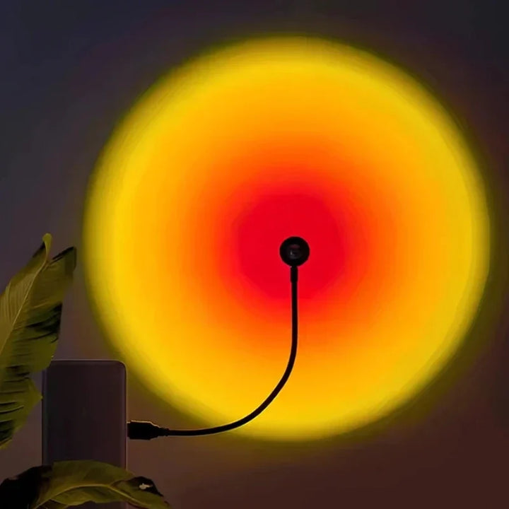 Dynamic RGB gradient sunset lamp. Creates stunning light projections, perfect for home decor & aesthetic rooms.