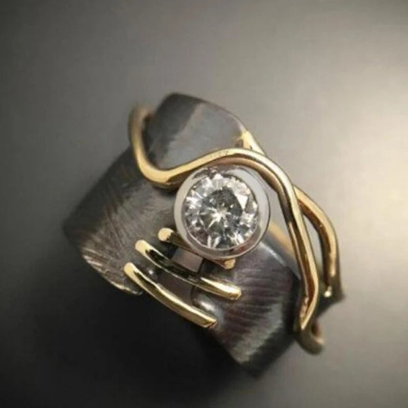 Retro Dark Silver Zirconia Ring