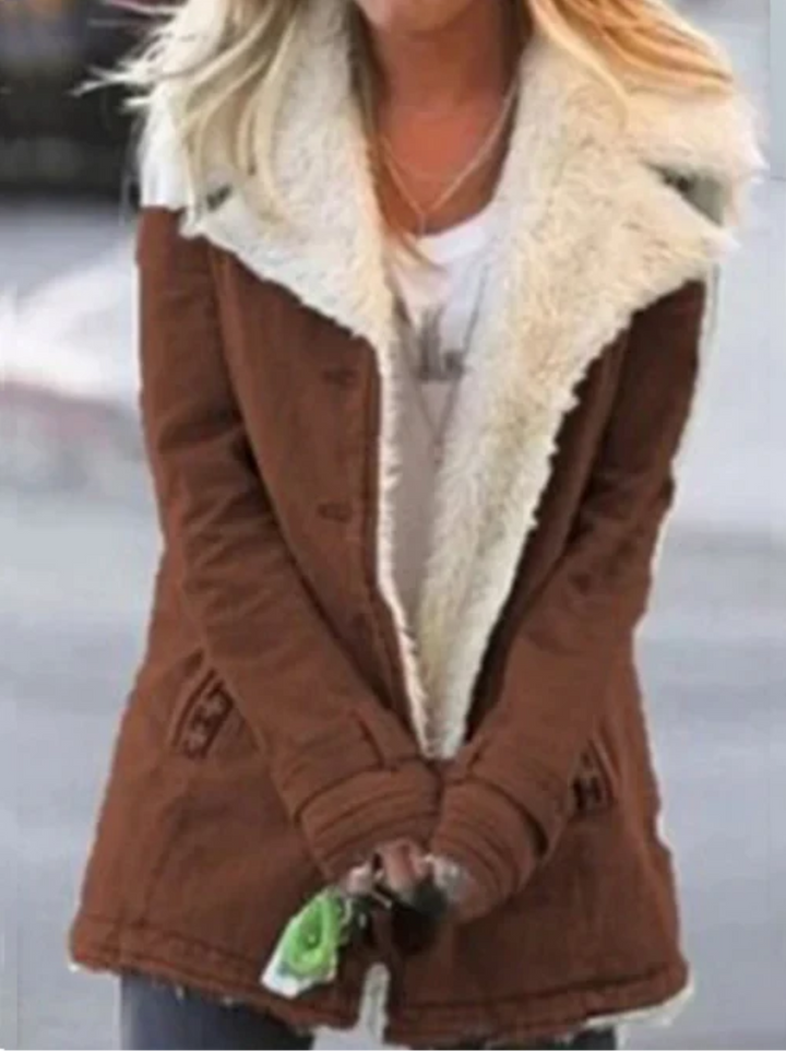 Cozy women's thermal padded jacket, perfect lightweight winter coat for everyday style.