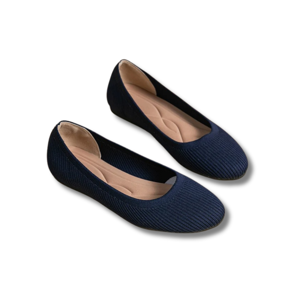 Comfy ladies' flat shoes, elegant ballet flats providing all-day comfort for everyday style.
