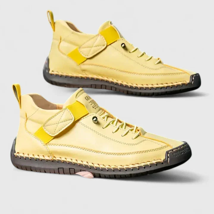 Stylish women's everyday sneakers, combining supportive comfort with casual versatility.