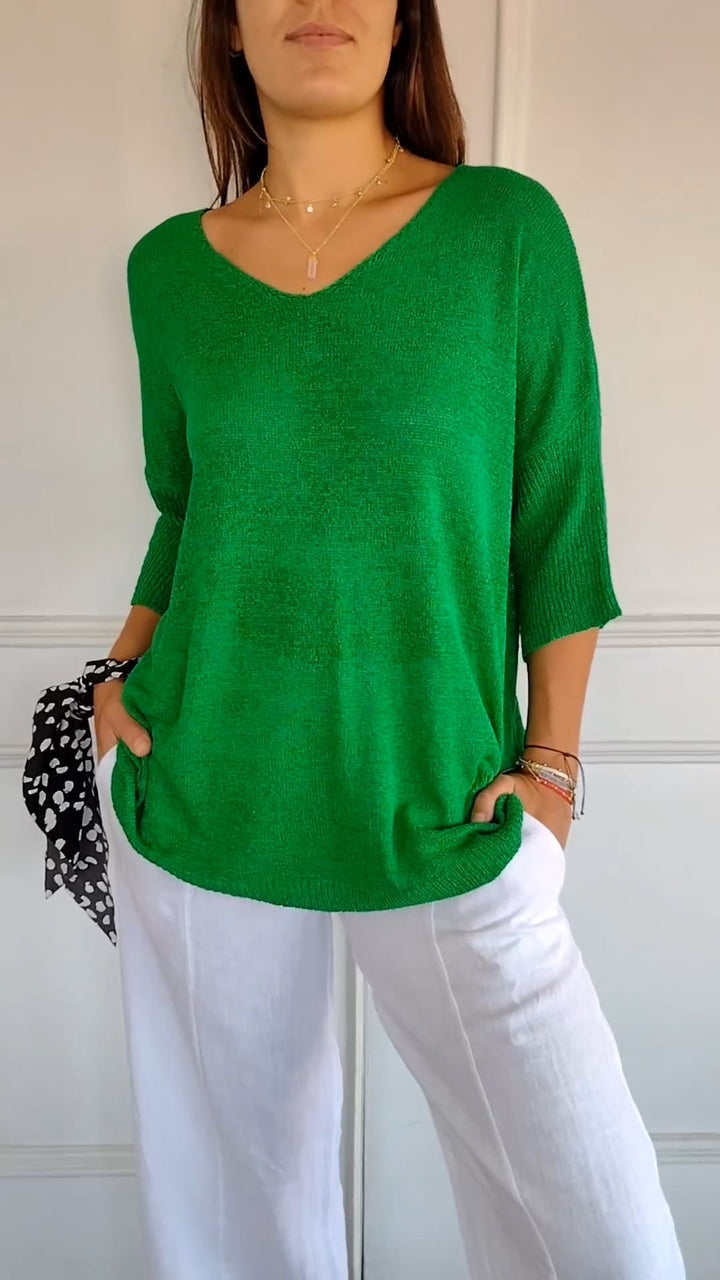Fashionable long sleeve V-neck top for women, a chic and versatile piece for your everyday wardrobe. [[lstfy-media:5]]