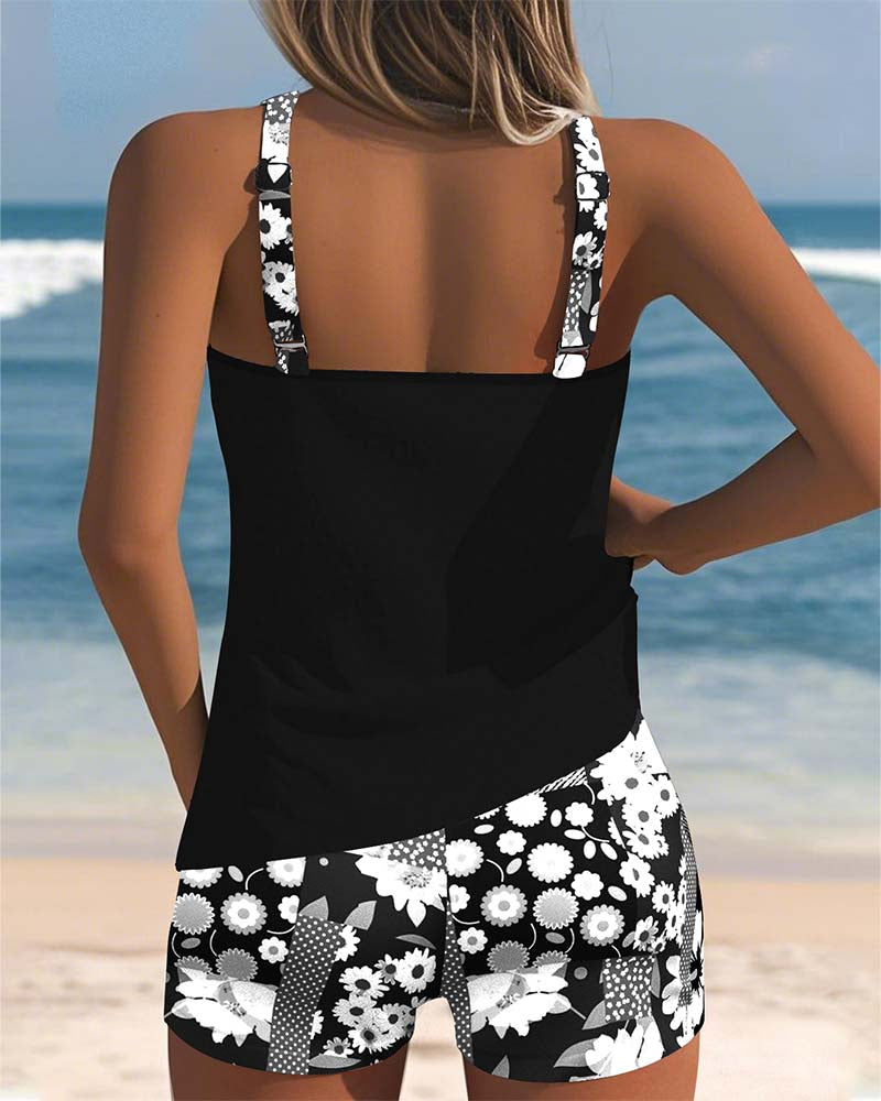 Casual yet active women's printed two-piece swimwear set for summer fun.