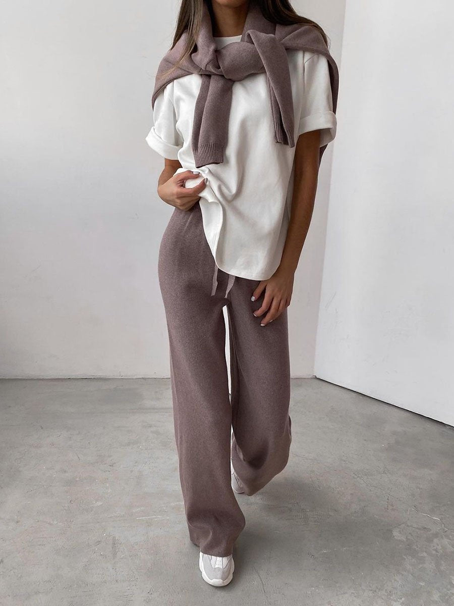 Black Women's Aya Loungewear Set, a stylish two-piece for ultimate comfort & casual wear.
