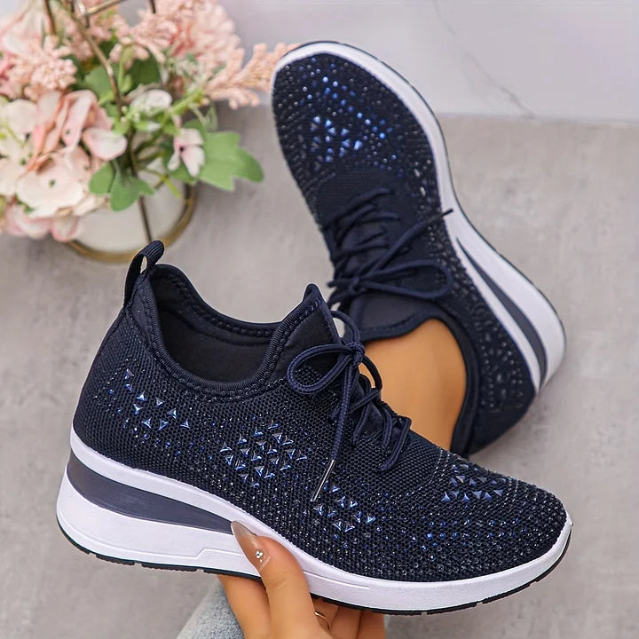 Vintage style women's walking shoes, orthopedic cushioning for foot support & everyday comfort.