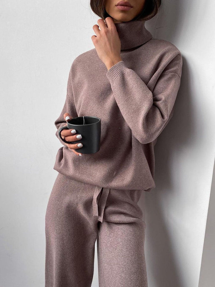 Brown Women's Aya Loungewear Set, a cozy two-piece perfect for relaxed style & everyday.