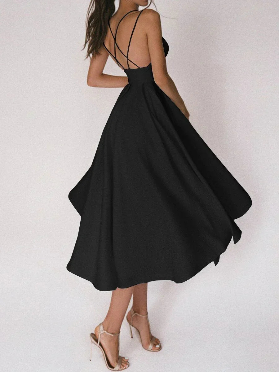 Chic V-neck strapless women's dress, perfect for evening galas, proms, and special occasions.