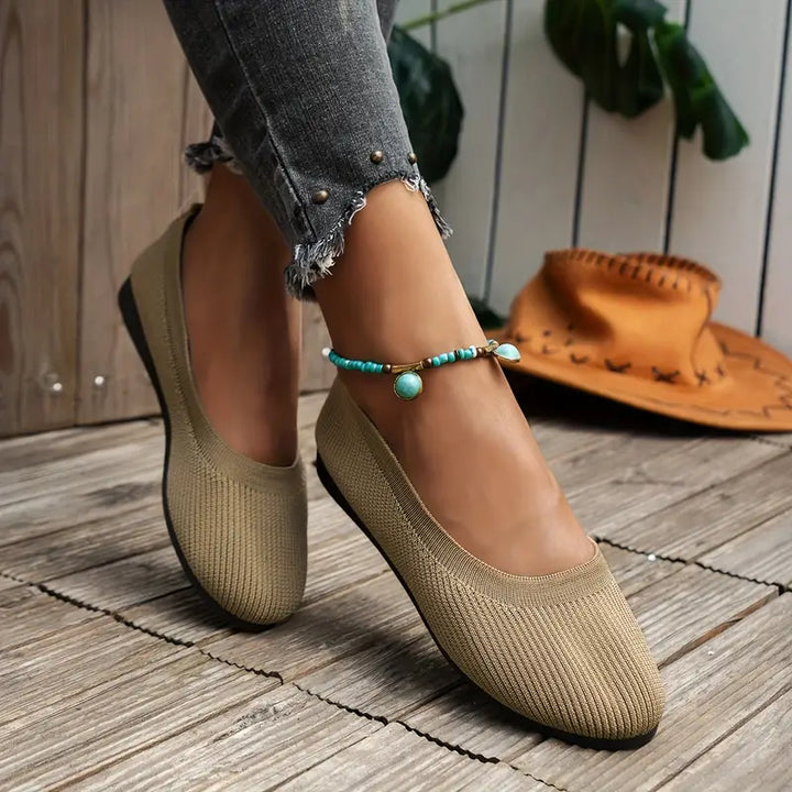 Breathable Women's Breeze slip-on sandals, comfortable & non-slip for walking.