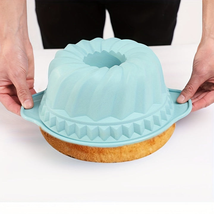 Premium flexible silicone bakeware set: durable cake pan, muffin tray & loaf molds for effortless home baking.