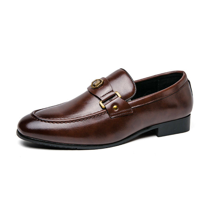 Classic men's footwear: timeless slip-on loafers with an elegant metal buckle, perfect for modern men's style.