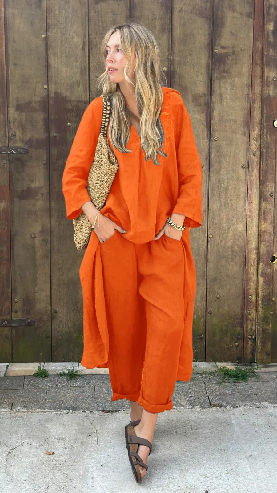 Coordinated women's elegant two-piece set. Lightweight & relaxed fit, perfect for comfortable summer fashion.