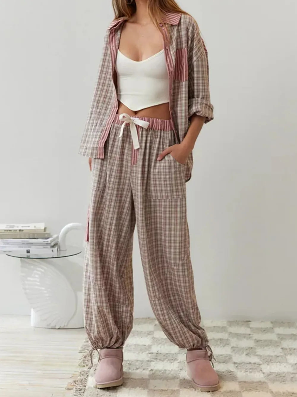 Cozy pink women's loungewear set, ultra-soft cotton pjs for relaxing evenings at home.