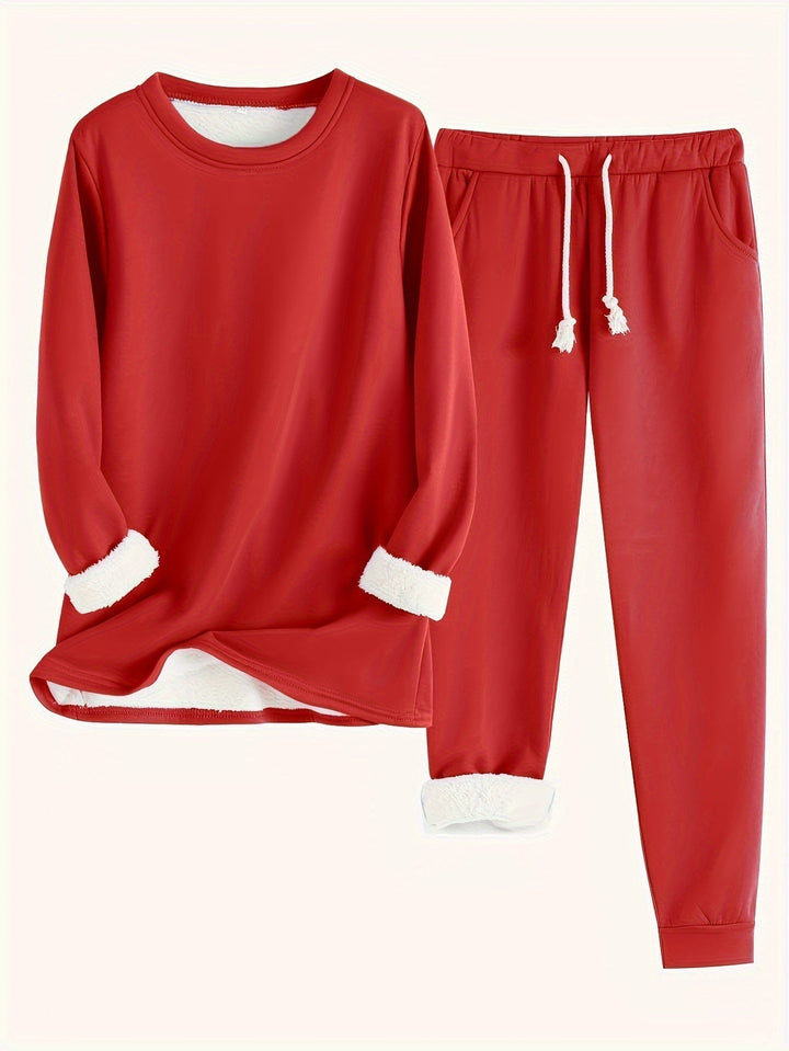 Fashionable women's athleisure set; a two-piece cozy outfit in soft fabric for ultimate comfort.