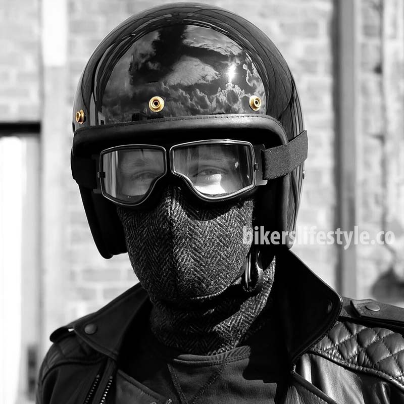 High-performance unisex fitover motorcycle goggles, UV protection, anti-fog, for riders.
