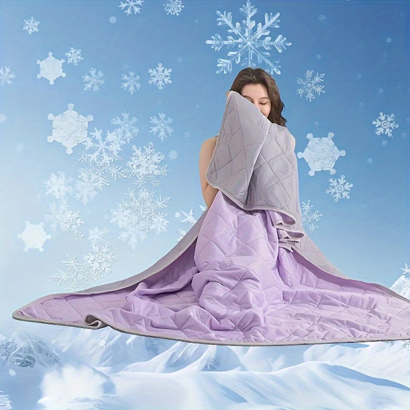 Easy-care reversible cooling summer blanket. Lightweight, breathable, and perfect for daily use and travel.
