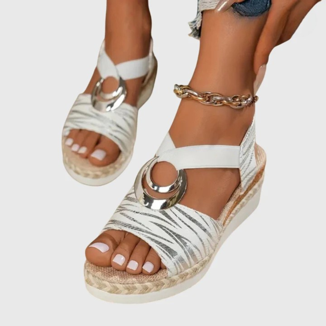 Versatile orthopedic walking sandals for women, offering superior foot comfort and elegant style.