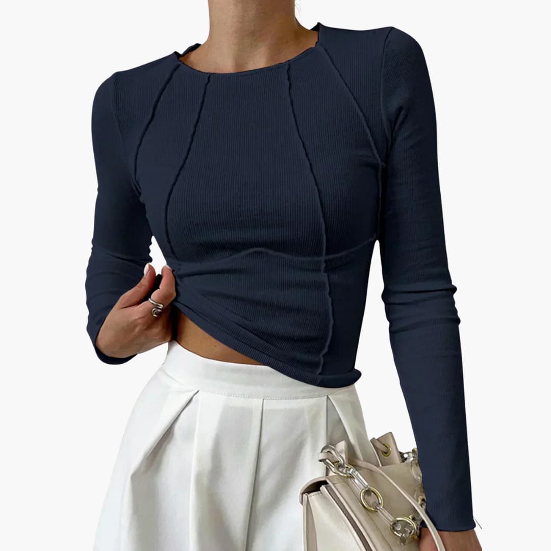 Comfortable women's long sleeve top, sculpted for a flattering fit. Ideal for everyday wear & elegance.