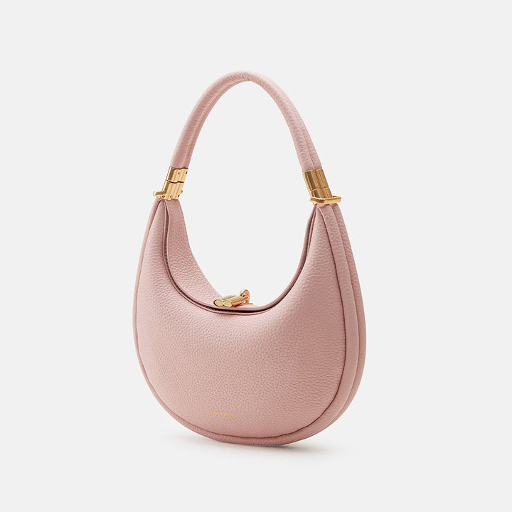 Elegant full-grain leather crossbody shoulder bag for women, versatile & luxurious accessory.