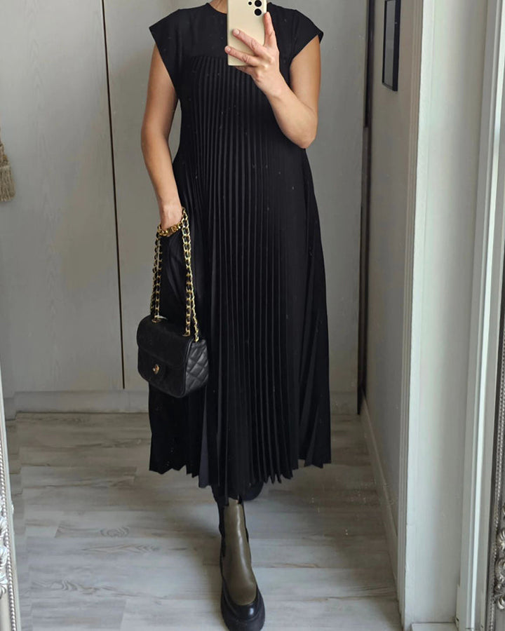 Women's Pleated Maxi Dress
