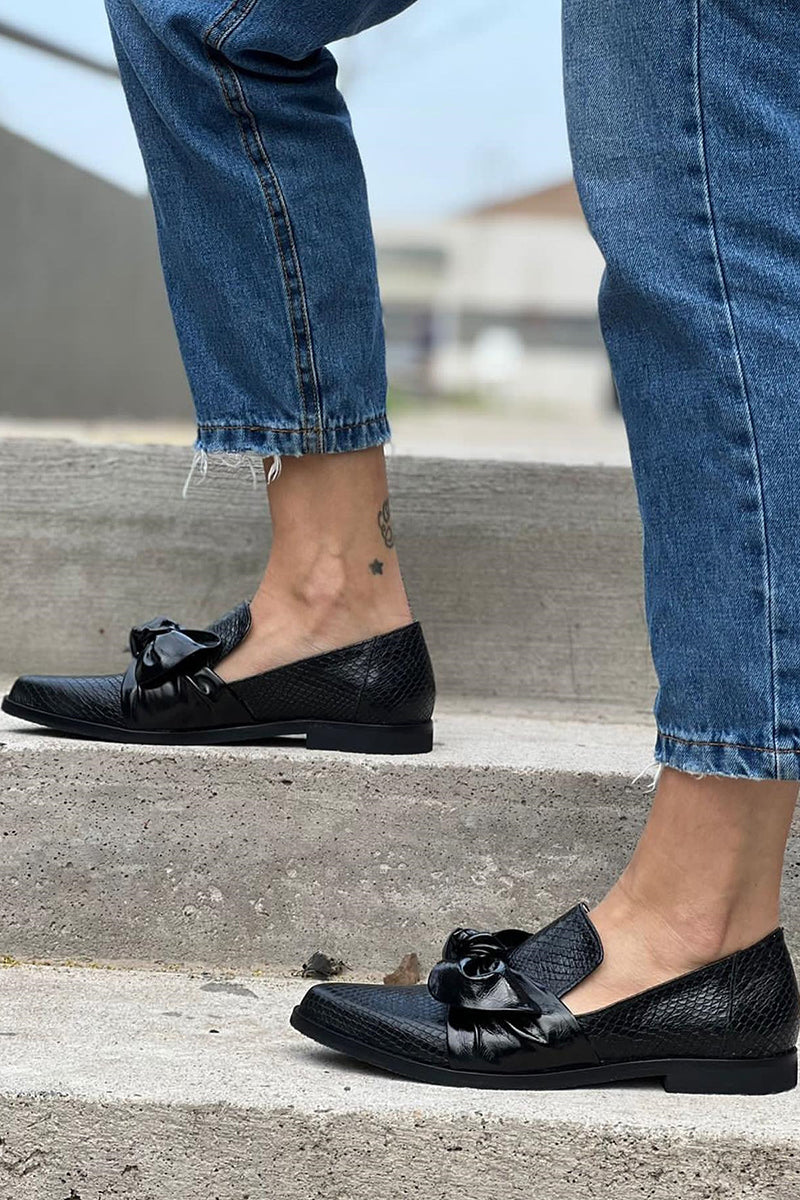 Women's Classic Moccasins