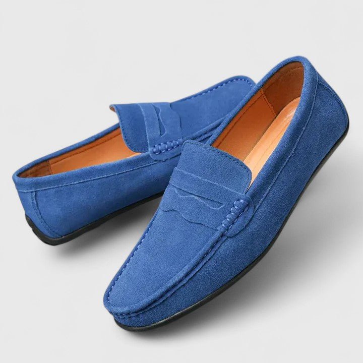 Lightweight men's comfort loafers with cushioned sole, perfect for everyday wear.