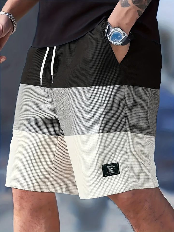 Effortless style with these men's comfortable summer shorts. Perfect for warm weather & versatile casual fashion.