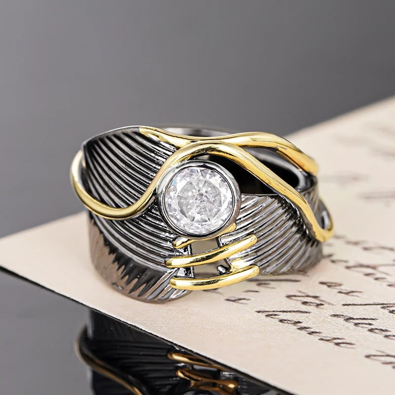 Retro Dark Silver Zirconia Ring