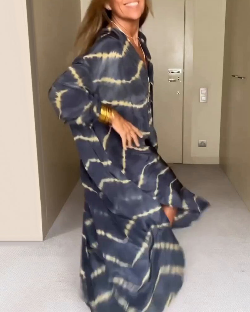 Effortless women's summer maxi dress with a relaxed V-neck and loose fit, perfect for casual, comfortable style.