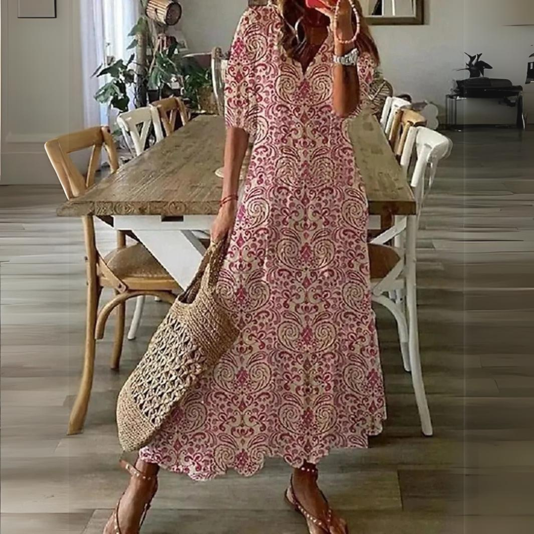 Elegant floral print maxi dress for women, flowing design, perfect for summer vacation and beachwear.