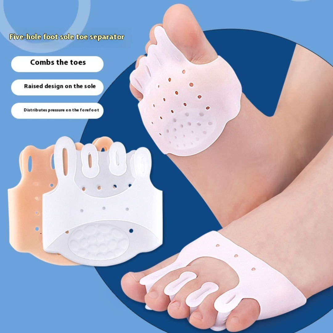 Close-up of unisex split toe separator foot pad. Silicone massager design for toe alignment & foot comfort.