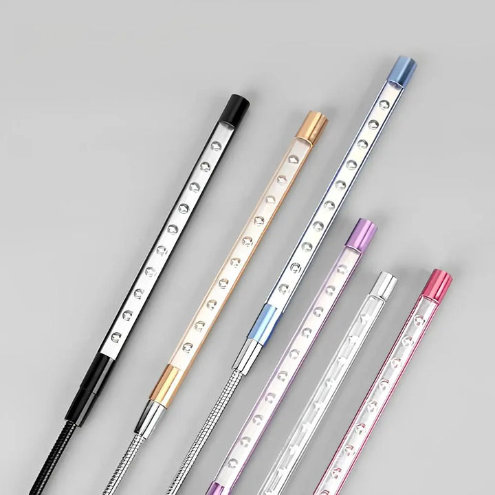 Flexible gooseneck USB light, dimmable LED for reading, keyboard use, and office accessories.