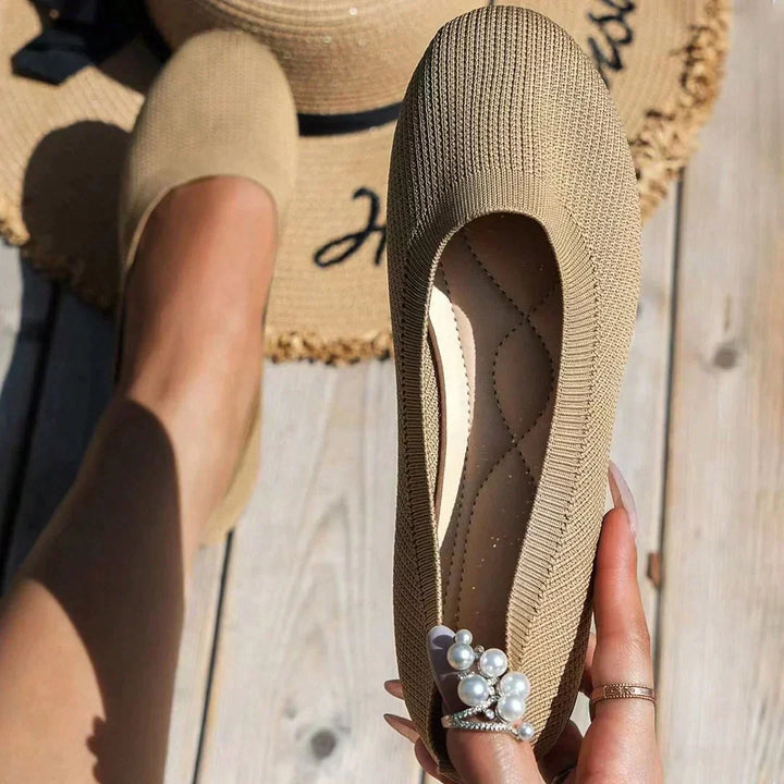 Stylish wide-fit slip-on sneakers for women, offering orthopedic support and a non-slip sole.