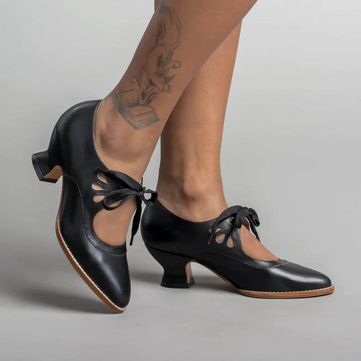 Women's orthopedic heels for pain relief, offering comfortable & stylish support for all seasons.