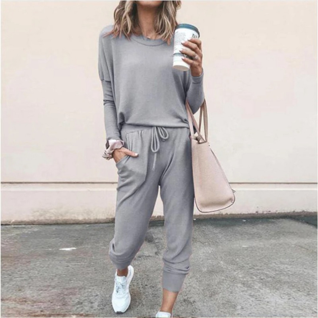Women's Long Sleeve Jogger Set