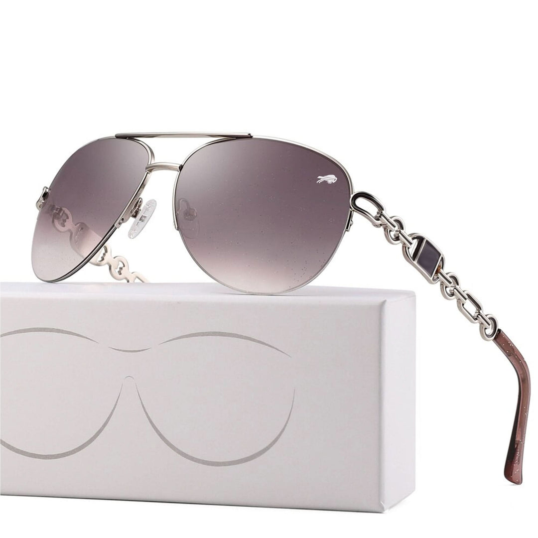 Chic women's polarized UV400 sunglasses, modern eyewear for everyday fashion.